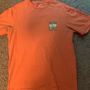 Vineyard vines shirt